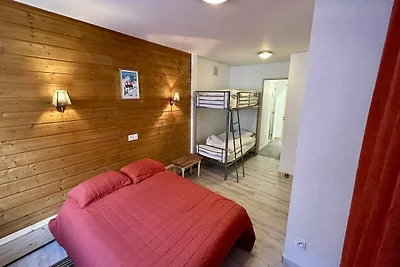 Ferienhaus mit Terrasse und Parkplatz