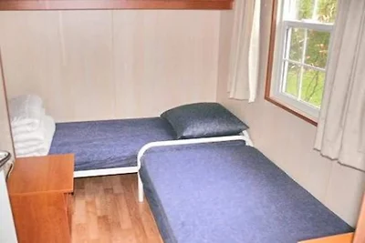 Bungalow am Wasser mit Terrasse