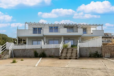 Terrazza, Klimaanlage und Postauto privat