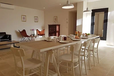 Hübsche Wohnung mit Terrasse