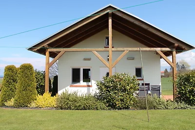 Sonniges Ferienhaus mit eingezäuntem Garten