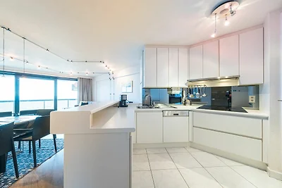 Appartement met twee terrassen en zeezicht