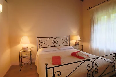Accogliente villa con terrazza a Sinalunga