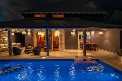Luxe villa met zwembad nabij Pointe Marin