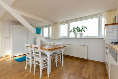 Helle Wohnung für 4 pax  nur wenige Gehminute...