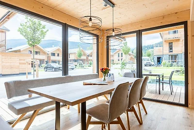 Ruim appartement met zwembad