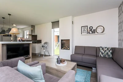 Moderne und Kinderfreundliche Villa in...