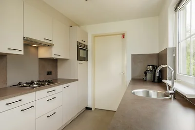 Ferienhaus mit Geschirrspüler, Nähe Bad...
