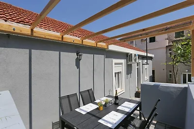 Ferienhaus in Sali mit Meeresstrand