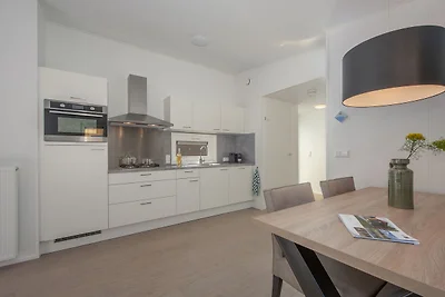 Moderne Lodge mit Infrarotsauna, 8 km von Hel...