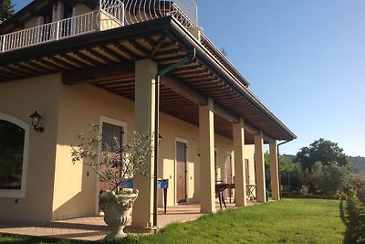 Luxuriöse Villa in Massignano mit...