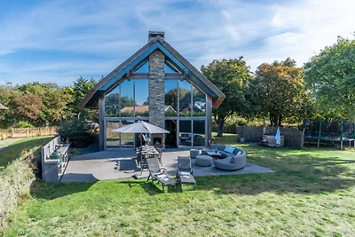 Luxuriöse und nachhaltige Ferienvilla für 6...