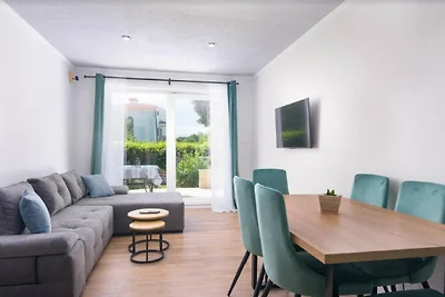 Apartments Vujina - One Bedroom apartment and...