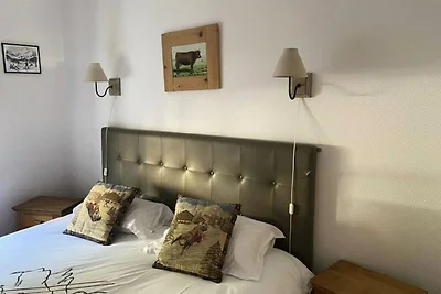 Wohnung in Le Mont-Dore mit Bergblick