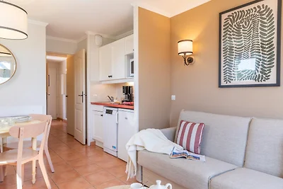 Soggiorno con spazio esterno privato