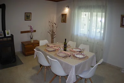 Geräumige Wohnung mit Blick auf die Weinberge