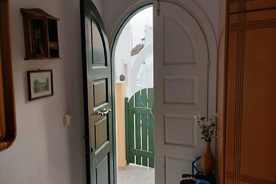 Akrotiri-Wohnung in der Nähe des Roten...
