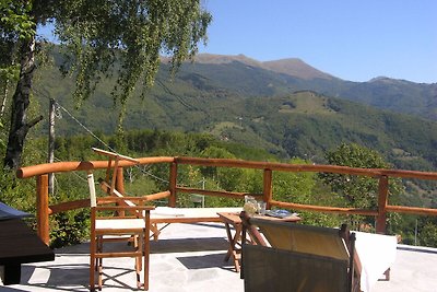 Geräumiges Chalet in Cutigliano mit Pool