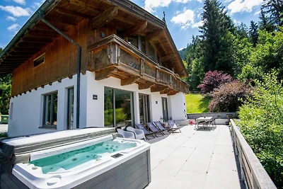 Exklusives Alpenchalet in Niederau