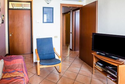 Modern Holiday Home in Moniga del Garda with ...