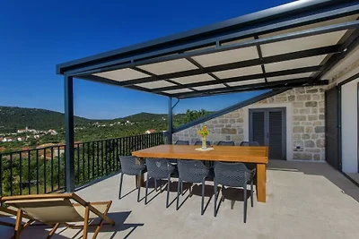 Villa in Vinišce mit Schwimmbecken