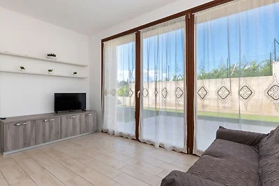 Moderna casa vacanze a Lazise con piscina...