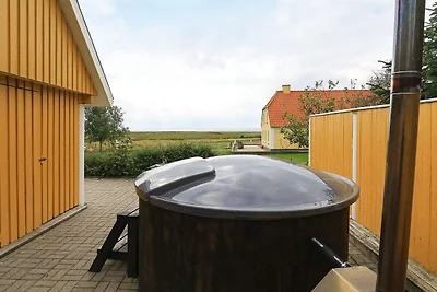 16 Personen Ferienhaus in Nykøbing M