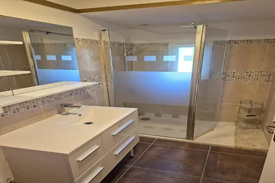 Charmante Villa mit Pool in Le...