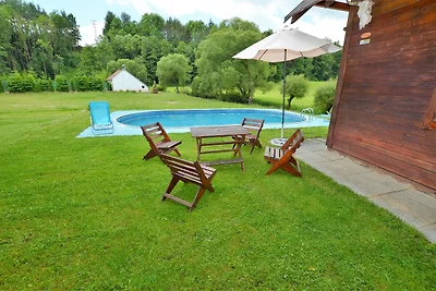 Ferienhaus in Bechyne mit Pool