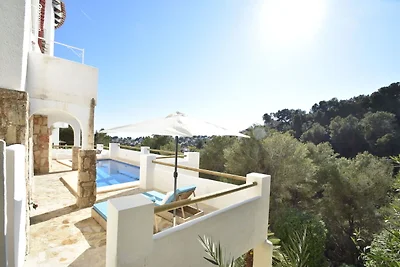 Villa im Ibiza-Stil in Moraira mit privatem...