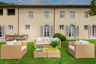 Luxusvilla mit 10 Schlafzimmern in Lucca