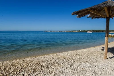 Apartment Kostanjevac with Terrace and Sea...