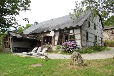 Verzorgde gîte met een relaxruimte, op korte ...