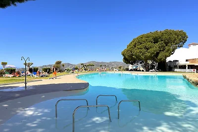 Apartamento en Nerja con vistas al mar y...