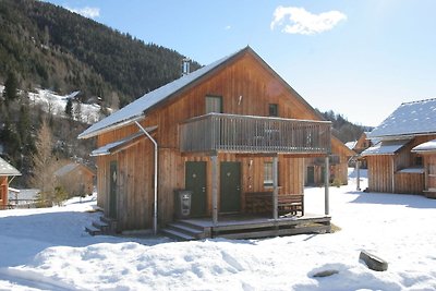 Holzchalet am See in der Steiermark