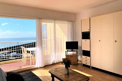 Monolocale in Francia con vista mare