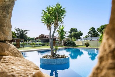 Mobile home mit Terrasse in der Domaine Les M...