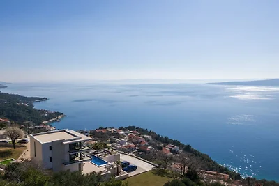 Luxury Villa Hedonia