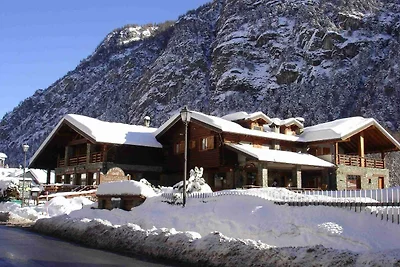 Chalet in der ruhigen Gegend von Antey Saint...