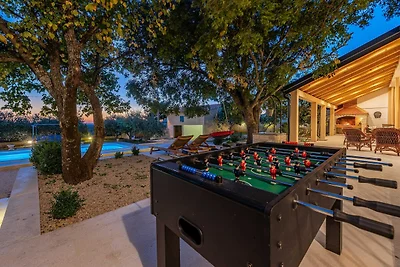 Holiday Home Apios - Three Bedroom Holiday Ho...