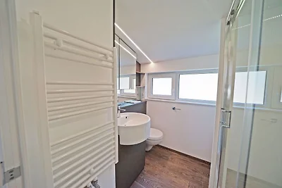 Comfy chalet with dishwasher, Utrecht at just...
