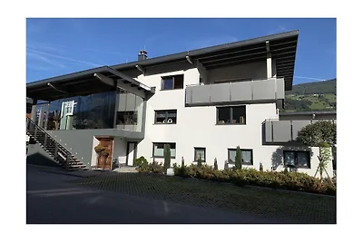 Ferienwohnung in Fügen mit Schwimmbecken