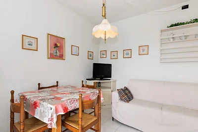 Moderna casa vacanze a Lazise con piscina in...