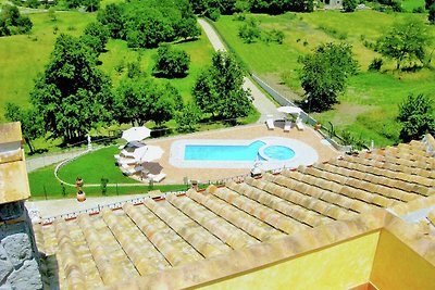 Villa mit Pool und Jacuzzi in Panoramalage au...