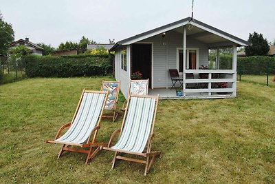 Hübscher Bungalow in Wrzosowo mit Garten-ehem...