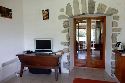 Tolle Wohnung in Lanas mit Garten
