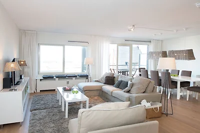 Modernes Apartment in Den Haag mit Balkon