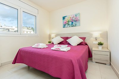Modern appartement in Roses -Spanje, dicht bi...