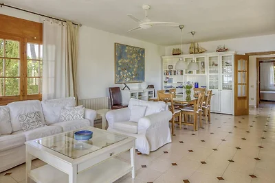 Villa a Arenys de Mar con piscina
