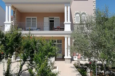 Appartamento familiare sul mare a Kampor